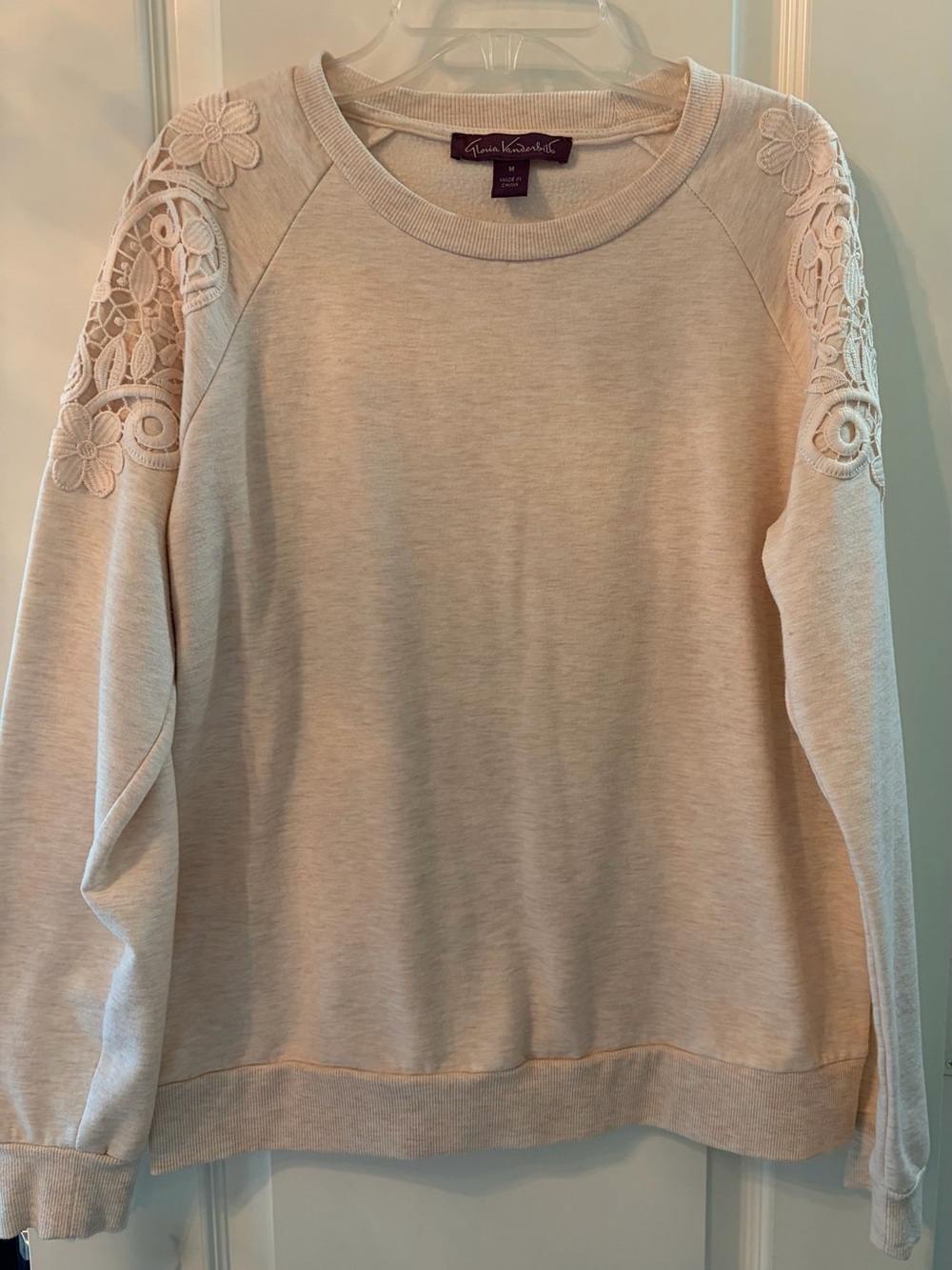 Gloria Vanderbilt Cream Lace-Shoulder Pullover Sweatshirt
